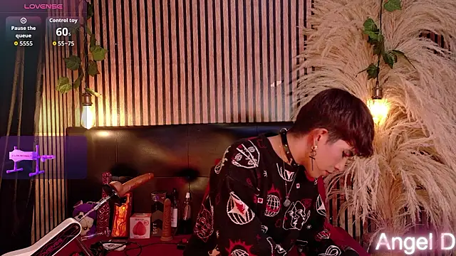 Angeldust19 online show from 03/13/26, 03:33