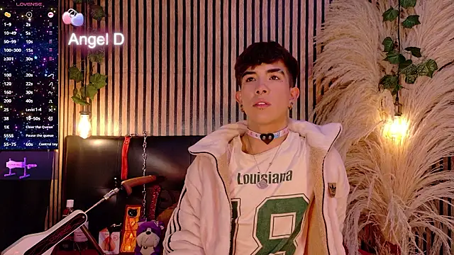 Angeldust19 online show from 02/17/26, 02:20