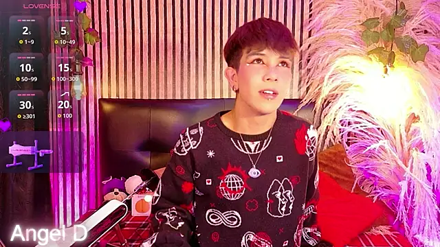 Angeldust19 online show from 04/18/26, 04:15