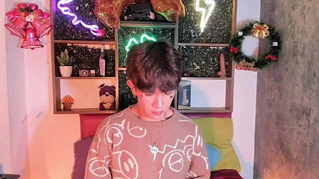 Angeldust19 online show from 12/18/25, 05:23