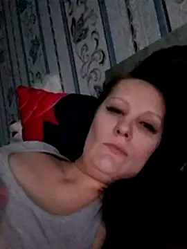 Snapshot of RomiTreats chatting on 11/15/25, 11:58 RomiTreats online show from 11/15/25, 11:58