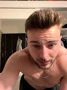 Snapshot of atesturky chatting on 11/13/25, 08:46 atesturky online show from 11/13/25, 08:46