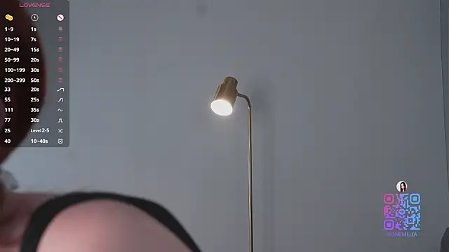 AmelieSeductress online show from 12/04/25, 01:21