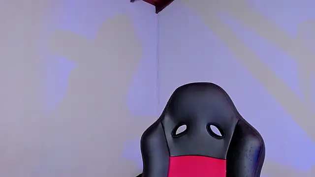 LuigiVitale 1 online show from 12/03/25, 01:28