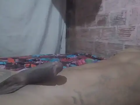 Snapshot of morenoosafado18cm chatting on 11/30/25, 10:54 morenoosafado18cm online show from 11/30/25, 10:54