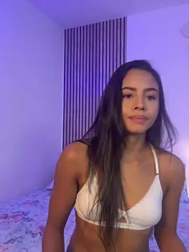 Aghata walker online show from 01/12/26, 12:17