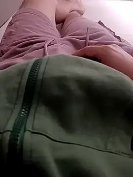 Snapshot of ValiantSemitic chatting on 01/19/26, 01:15 ValiantSemitic online show from 01/19/26, 01:15