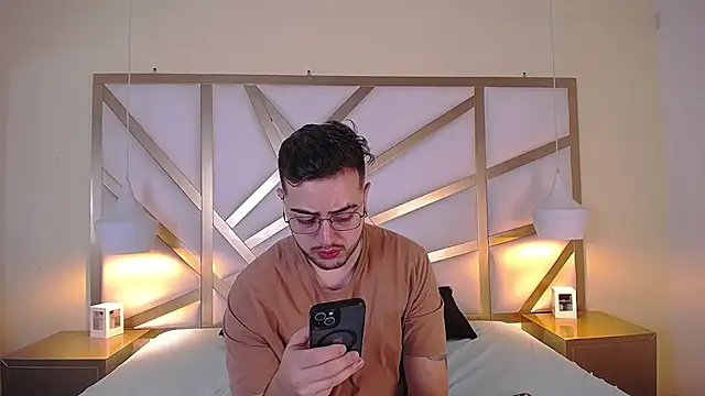 Ethan Greys online show from 12/04/25, 04:11