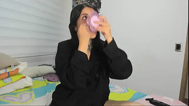 Lia levine online show from 03/27/26, 06:31