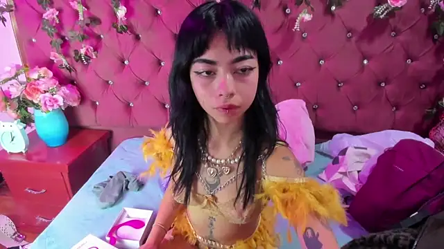  Ivy Luna online show from 03/08/26, 04:21