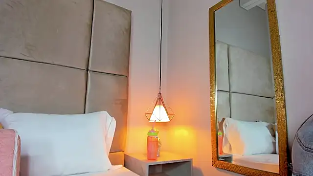 angelaG1 online show from 01/14/26, 07:50