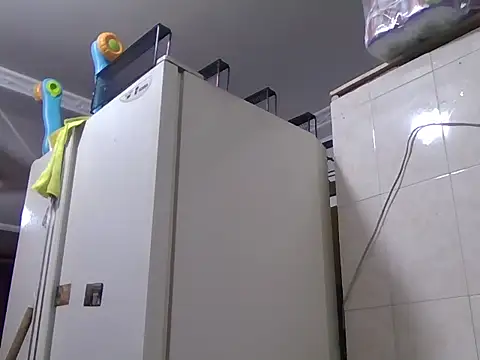 Snapshot of marcelaxxxl chatting on 11/18/25, 11:59 marcelaxxxl online show from 11/18/25, 11:59