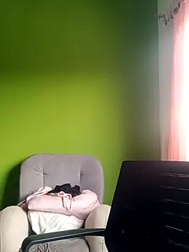 Rouse hot  online show from 04/18/26, 02:52