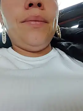 Rouse hot  online show from 06/25/26, 01:38