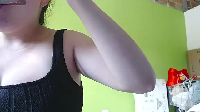 Rouse hot  online show from 06/18/26, 06:35