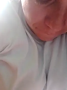 Rouse hot  online show from 12/16/25, 05:06