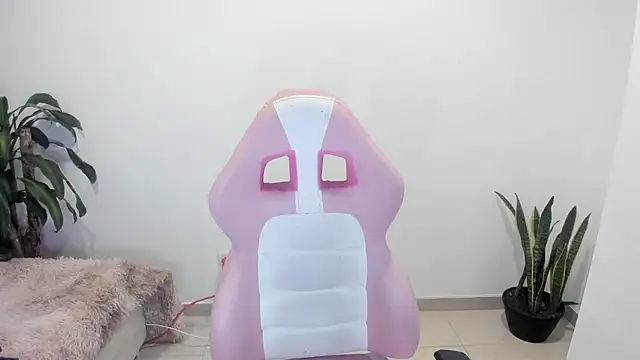 SOFIA SWEETT22 online show from 02/19/26, 05:15