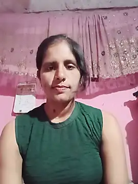 Snapshot of Pirvesh_singh chatting on 07/11/26, 10:10 Pirvesh singh online show from 07/11/26, 10:10