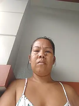 Milky juicycum online show from 11/14/25, 03:21