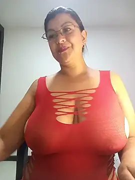 CelesteAlvarez1989 online show from 05/15/26, 06:00
