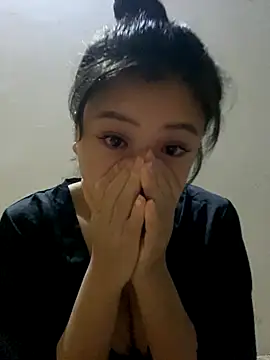 sara-xx online show from 12/01/25, 03:13