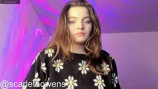 scarlethowens1 online show from 11/23/25, 06:56