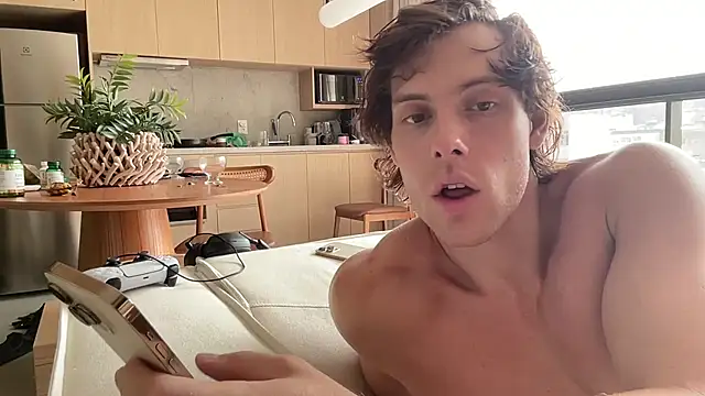 alex islivee online show from 05/14/26, 04:59