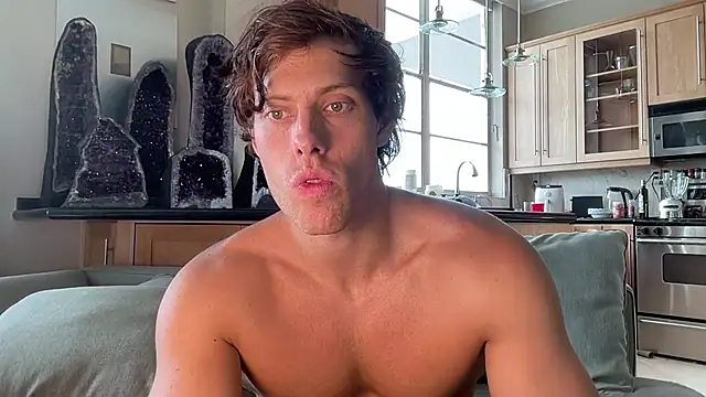 alex islivee online show from 08/05/26, 07:19
