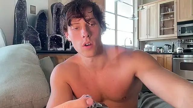 alex islivee online show from 07/28/26, 08:52