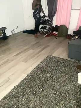 Snapshot of Mistresslucyxxx chatting on 11/15/25, 09:02 Mistresslucyxxx online show from 11/15/25, 09:02