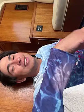 algila08 online show from 04/14/26, 08:25