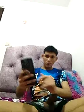 Luigi cumming1 online show from 11/27/25, 08:15