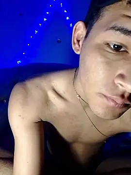 Luigi cumming1 online show from 12/16/25, 06:23