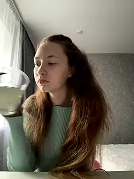 Holy Poly online show from 12/04/25, 08:24