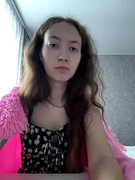 Holy Poly online show from 12/17/25, 08:19