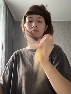 Holy Poly online show from 12/01/25, 08:26