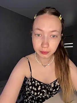 Holy Poly online show from 04/16/26, 05:19