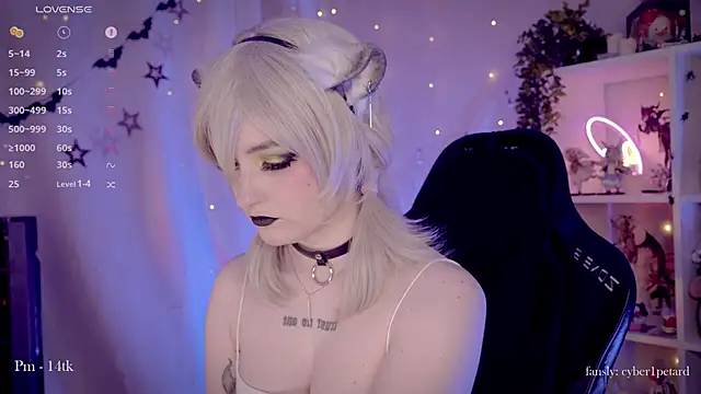 vronnier online show from 11/28/25, 02:50