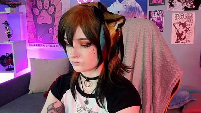 vronnier online show from 04/14/26, 03:28