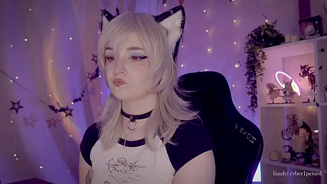 vronnier online show from 12/18/25, 03:05