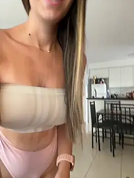 BelleRune online show from 12/03/25, 09:20