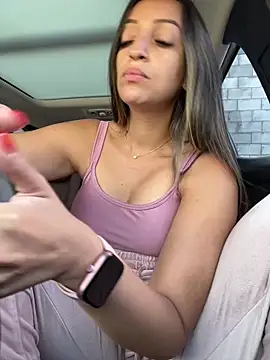 BelleRune online show from 03/15/26, 11:39