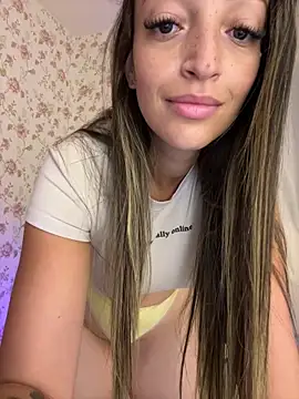 BelleRune online show from 02/05/26, 10:44