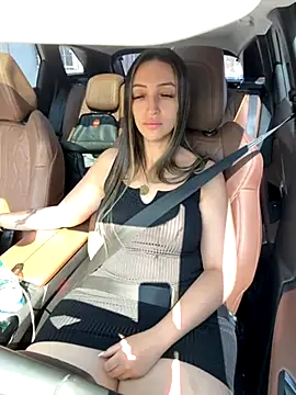 BelleRune online show from 09/20/25, 12:21