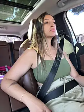 BelleRune online show from 03/11/26, 11:48