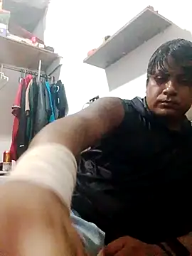 LogaBlade online show from 03/25/26, 06:24