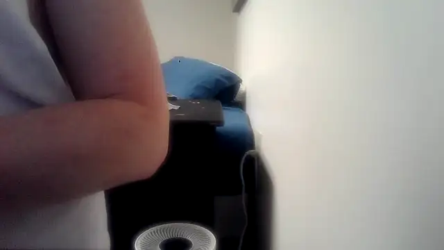 Snapshot of Redheadstud chatting on 02/19/26, 11:07 Redheadstud online show from 02/19/26, 11:07