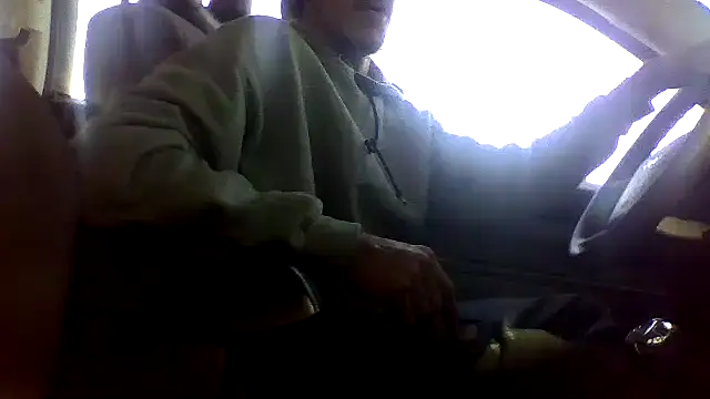 Snapshot of dickencidr chatting on 04/09/26, 08:15 dickencidr online show from 04/09/26, 08:15