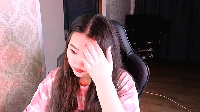 Emma Uilson online show from 03/02/26, 02:02