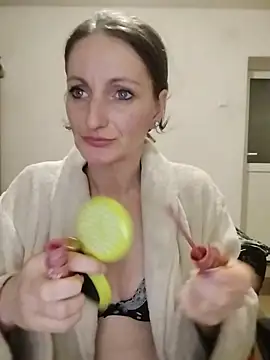 Snapshot of CrazyMaya39 chatting on 04/09/26, 11:11 CrazyMaya39 online show from 04/09/26, 11:11